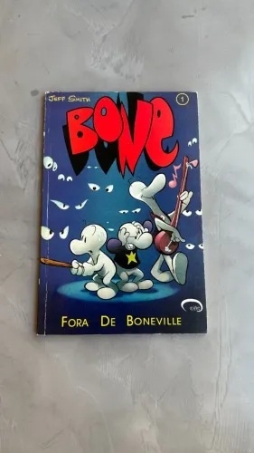 HQ Bone: Fora de Boneville (Vol. 1) - Jeff Smith - Edição Clássica Via Lettera