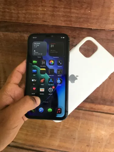 iPhone 11 118GB -SEMINOVO