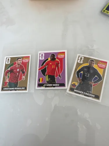 Vendo figurinhas originais da copa legend