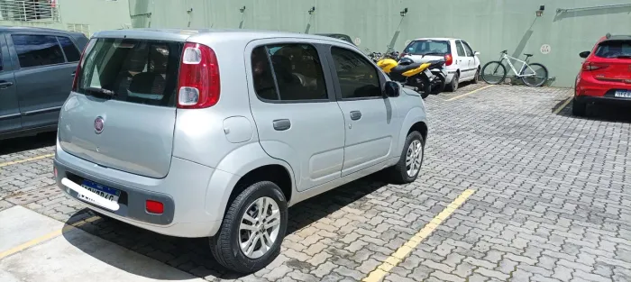 Fiat Uno Vivace/rua 1.0 EVO Fire Flex 8V 5P 2014