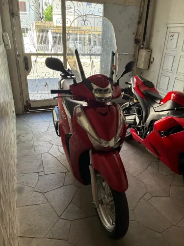 Honda SH300i 2018 (apenas 6mil km)