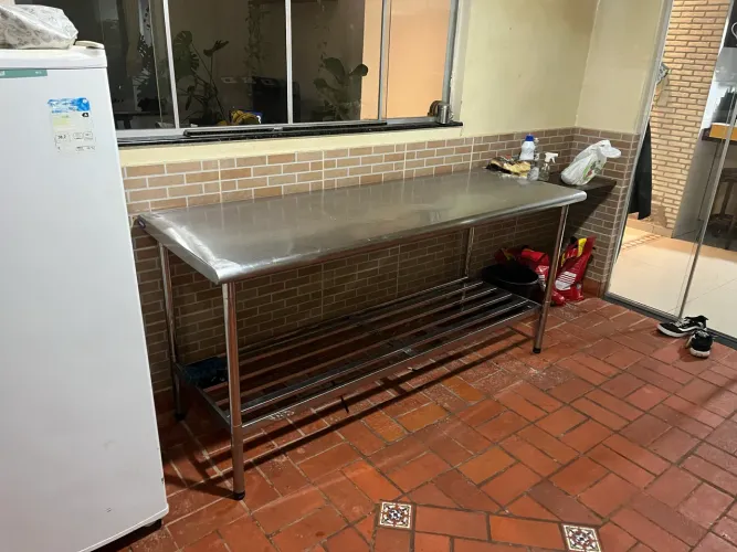 Mesa de inox 1,90x0,70m