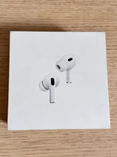 AirPods Pro 2 USB C
