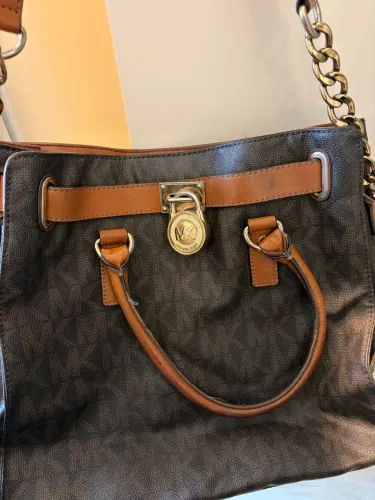 Bolsa Michael Kors - Cor: Marrom