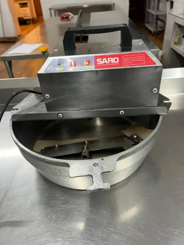 Panela industrial que mexe brigadeiro