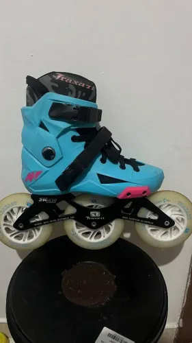 Patins Traxart numero 37/38 Rodas Led 125mm