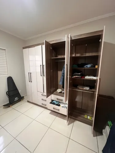Guarda roupa