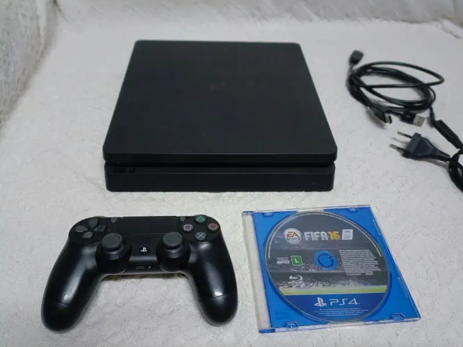PlayStation 4 1TB + Fifa16