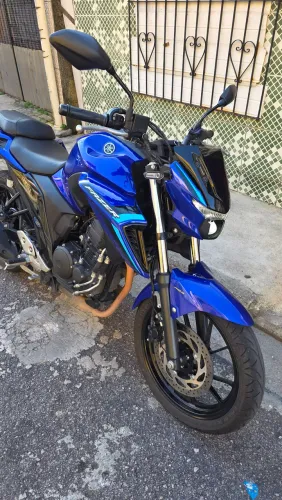 FAZER FZ25 YAMAHA