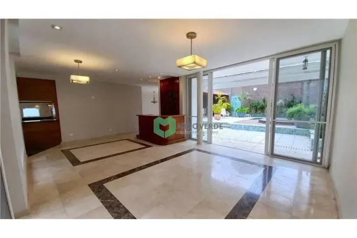 Casa com 3 dormitórios para alugar por R$ 32.283/mês - Total - Vila Nova Conceição - São P