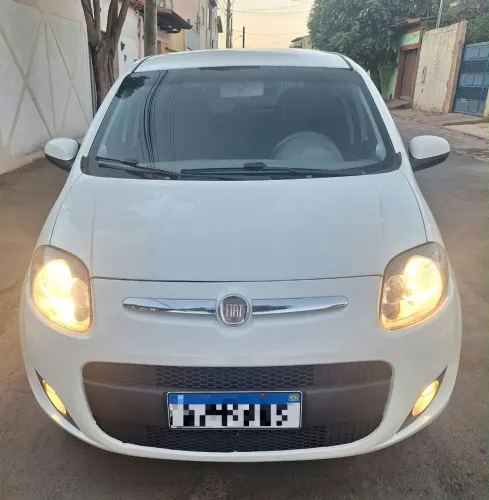 Fiat Palio Attractive 1.0 EVO Fire Flex 8V 5P 2014