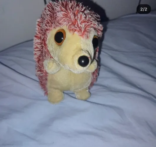 Pelúcia ouriço neopets 