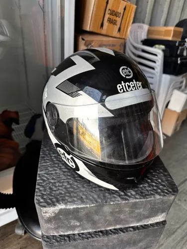 Capacete infantil Etcetera