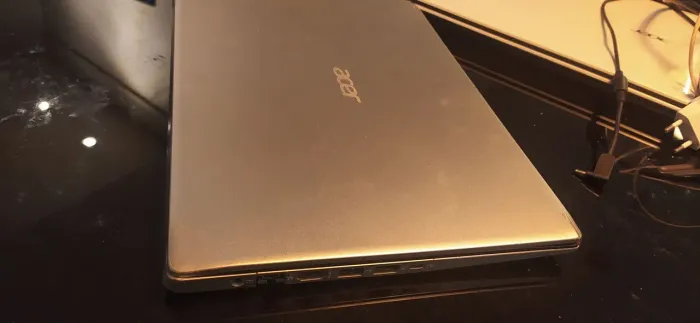 *Notebook Acer* Aspire A514 53 - usado<br>*Processador*: Intel Core i3 1005g1; 4g RAM