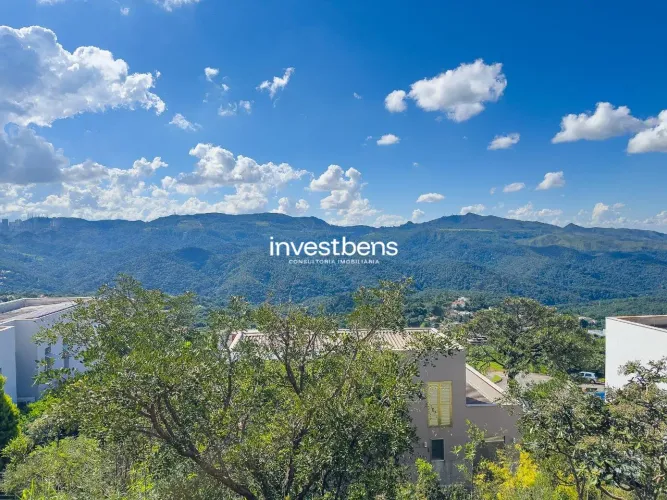 Lote com 816 m² à venda no Condomínio Mirante da Mata - Nova Lima