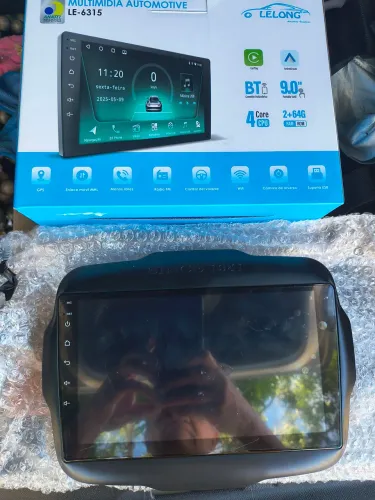 Vendo multimídia semi nova ainda no plástico a tela 