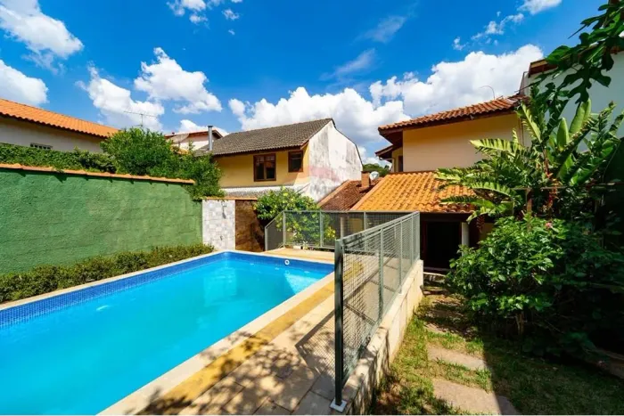 Casa com piscina + pomar em Jundiaí | Espaço de sobra para viver melhor