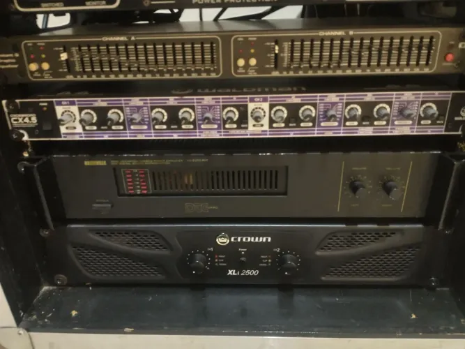 Amplificador Nashville Na 2200