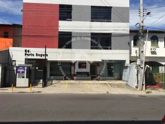 Kitnet à Venda no Edifício Porto Seguro no Bairro Luzia | Varanda Espaçosa| Pode ser finan