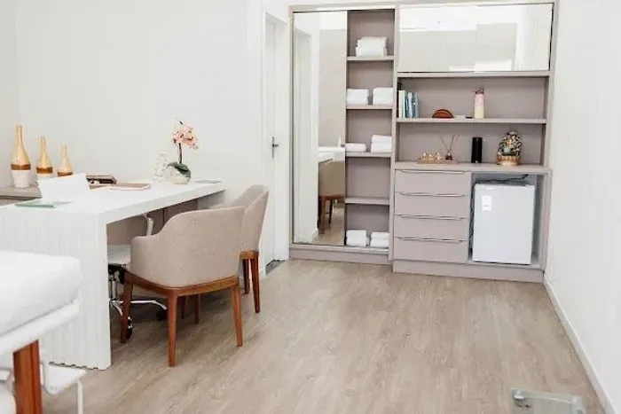 Alugo Sala Pronta p/Atendimento meio período - Floresta São José - WhAts * 
