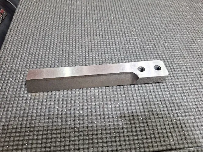 Faca Industrial Reta 165x26x11mm Aço Temperado M8 - Plástico, Papelão