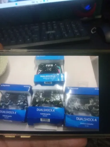 Controles para ps4 100 reais cada