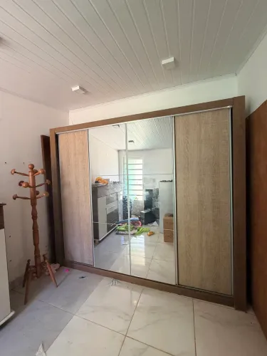 Guarda Roupa