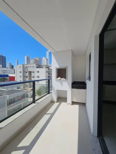 Apartamento 2 Suítes com Sacada Aluguel Anual Balneário Camboriú