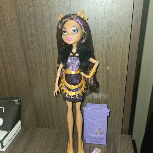 Clawdeen Wolf Boneca Monster High Scaris Completa