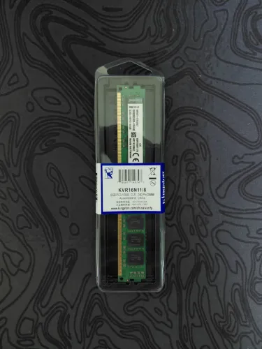 Memória RAM Kingston DDR3 8GB 1600MHz (NOVA/LACRADA)