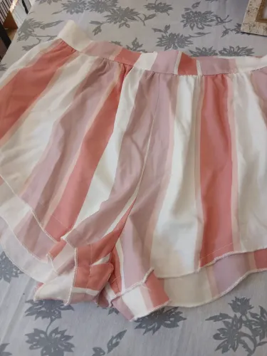 Short adulto