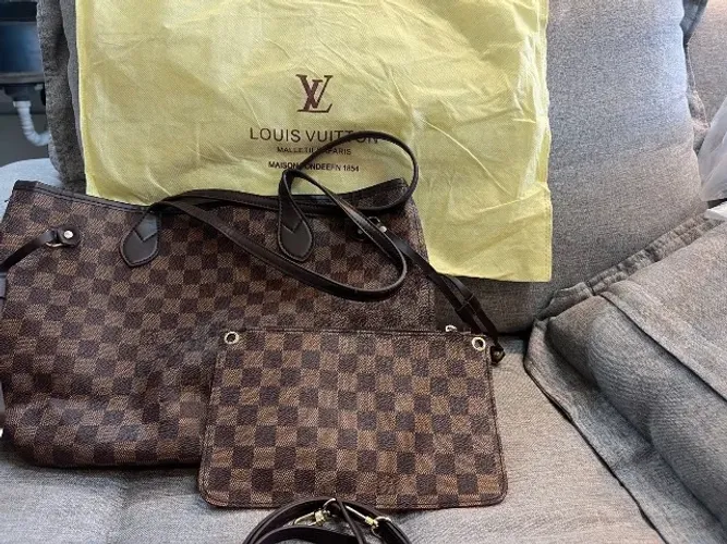 Bolsa LV