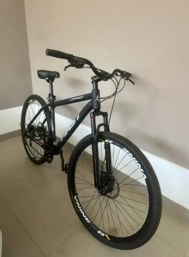 BIKE PRETA SEMINOVA!!!