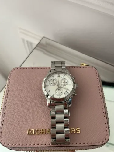 Relógio de aço Michael Kors