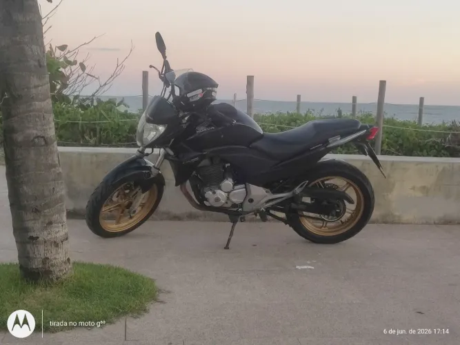 CB 300R 2015