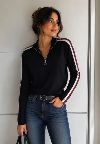 Blusa preta com listras tamanho p