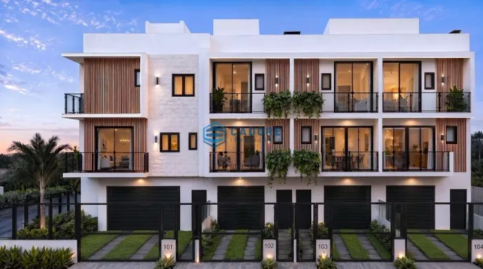 CASA COM TRÊS DORMITÓRIOS NO CINQUENTENÁRIO