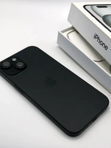 iPhone 15 128 Gb em excelente estado.
