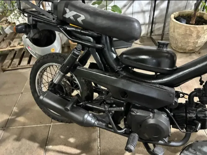 MOBILETE CALOI COM MOTOR DE HONDA BIZ