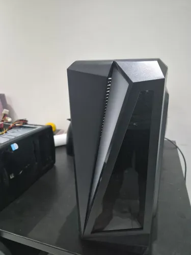 GABINETE GAMER MID TOWER ZERADO + PERIFERICOS