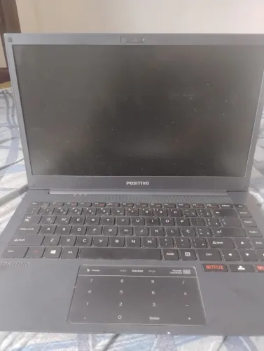 Notebook positivo motion q23b