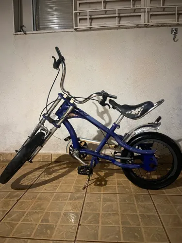Bicicleta infantil chopper-Hot Wheels