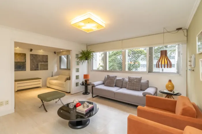 Apartamento para venda em Itaim Bibi com 2 quartos, sendo 1 suíte, 110m²