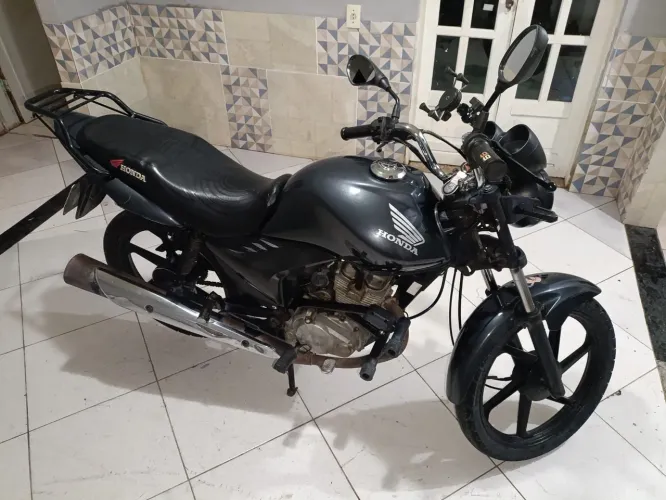 Honda CG Titan 150 revisada