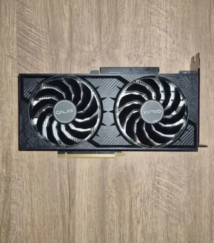 Placa de Vídeo Galax GeForce RTX 4060 8GB 