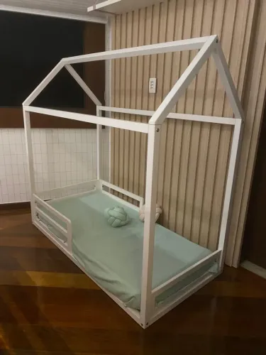 Cama Montessoriana Casinha