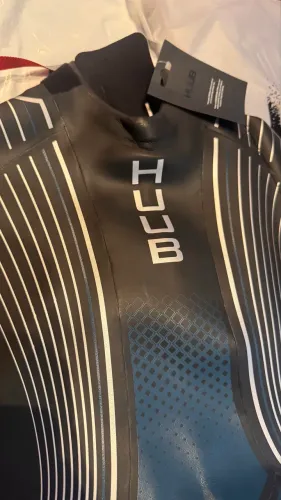 Wetsuit (Roupa de Borracha / Neoprene) - HUUB Brownlee Agilis - Tam. L (NOVO) + Brinde