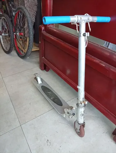 Patinete de alumínio infantil...