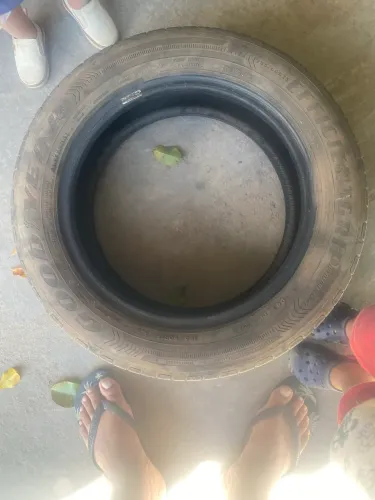 Roda aro 15, 2 pneu meia vida