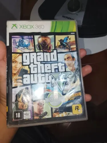 Vendo dois jogo (GTA v) original usado 1 vez
